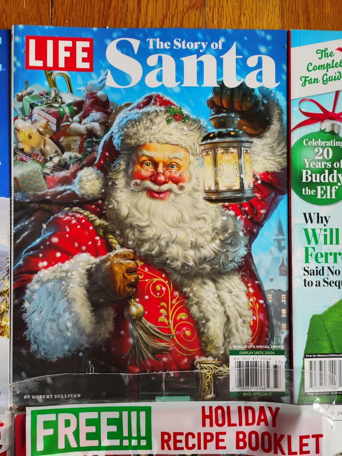 Lot Of 8 Christmas Magazines-Better Homes & Gardens Martha Stewart HGTV