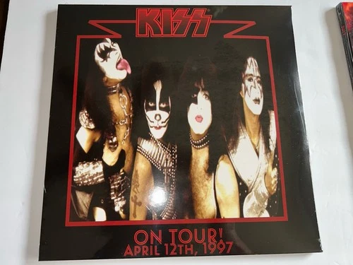 KISS”ON TOUR 1997” REUNION TOUR TRIPLE RED MARBLED LP/VINYL SEALED.