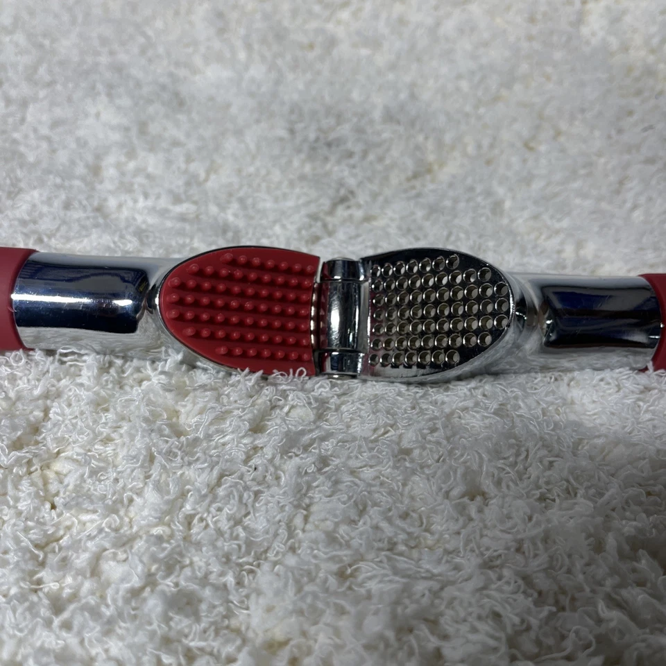 Trudeau 2 in 1 Garlic Duo Garlic Press & Slicer - RED Great Condition - Image 4 of 4