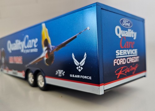 BROOKFIELD 1/24 #88 DALE JARRETT US AIR FORCE TRIBUTE 3 PIECE SET WITH TRAILER - Picture 3 of 15