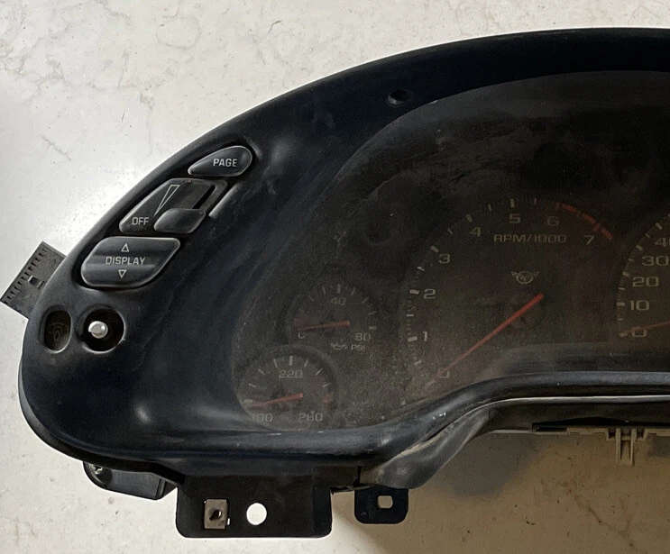 GRUPO DE INSTRUMENTOS DEL VELOCÍMETRO CHEVY CORVETTE 2000 10279518 MILLAS DESCONOCIDAS Foto 2 de 4