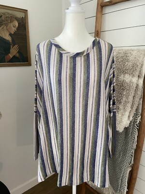 Final Touch Apparel Women's Medium/Large Long Sleeve Striped Top