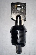 FORT CHICAGO COMPANY TUBE CYLINDER LOCK W/ KEY #41971 VENDING DO NOT DUPLICATE