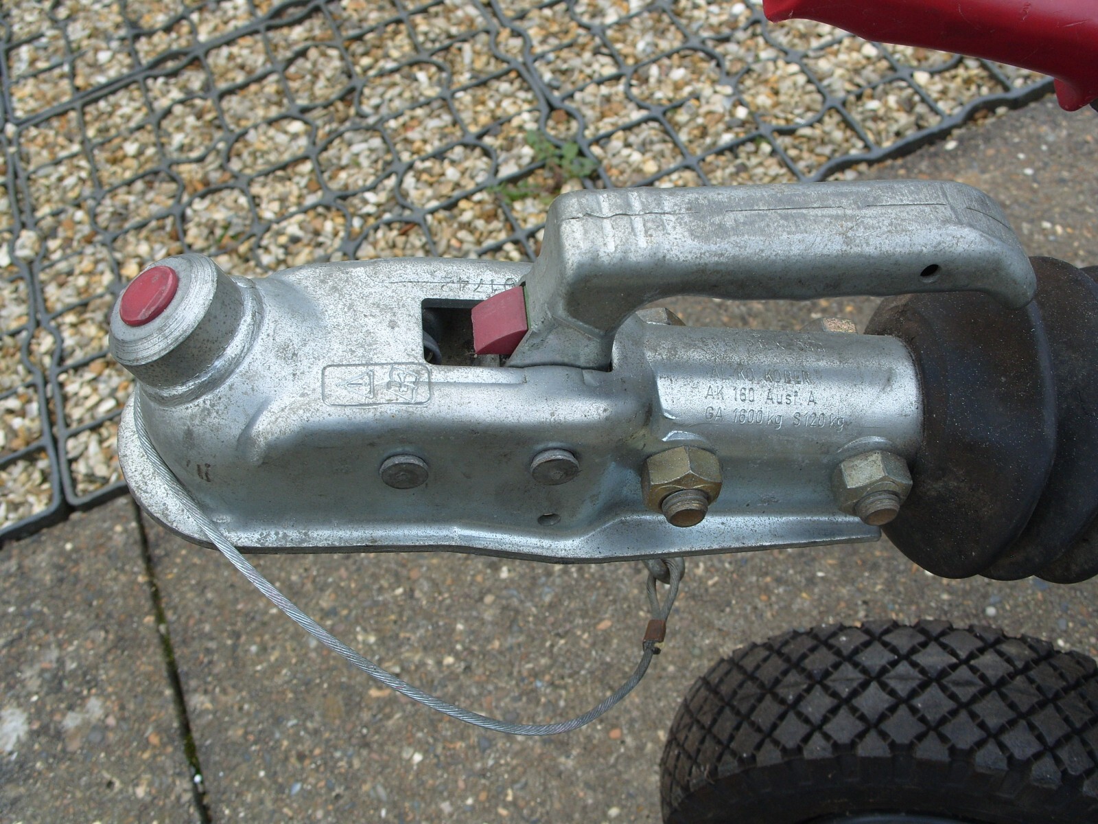 MOTORHOME CAMPERVAN UNIVERSAL FOLDING BRAKED TOW A CAR TOWING A FRAME