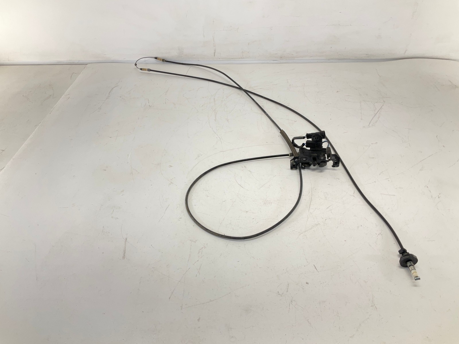 14-20 MASERATI Ghibli Front Hood Lock Latch W/ Cable CM