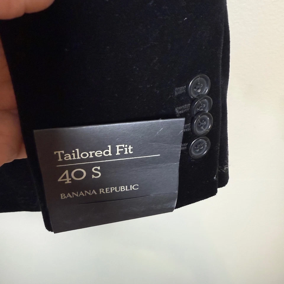 NWT Banana Republic Tailored Fit Black Velvet Blazer Jacket Men's 40S Holiday - Image 2 of 4