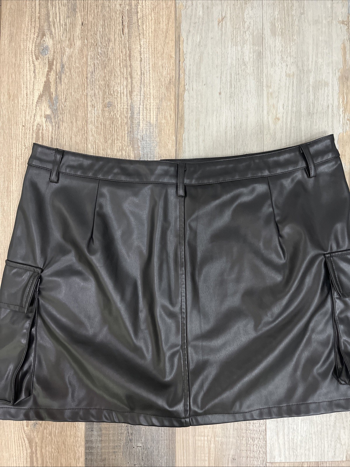 Plus Size 2X Fashion Nova Black Faux Leather Cargo Skirt image 5