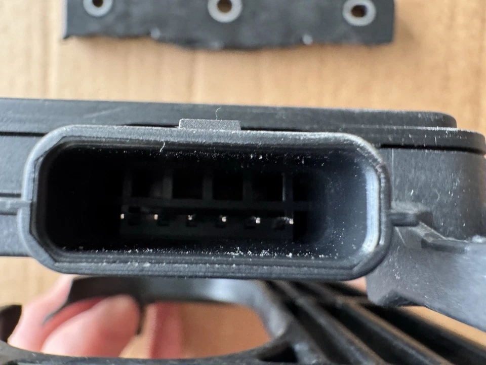 2024-2025 Hyundai Kona Cruise Control Distance Radar Sensor OEM. 99110-BE000 - Image 4 of 4