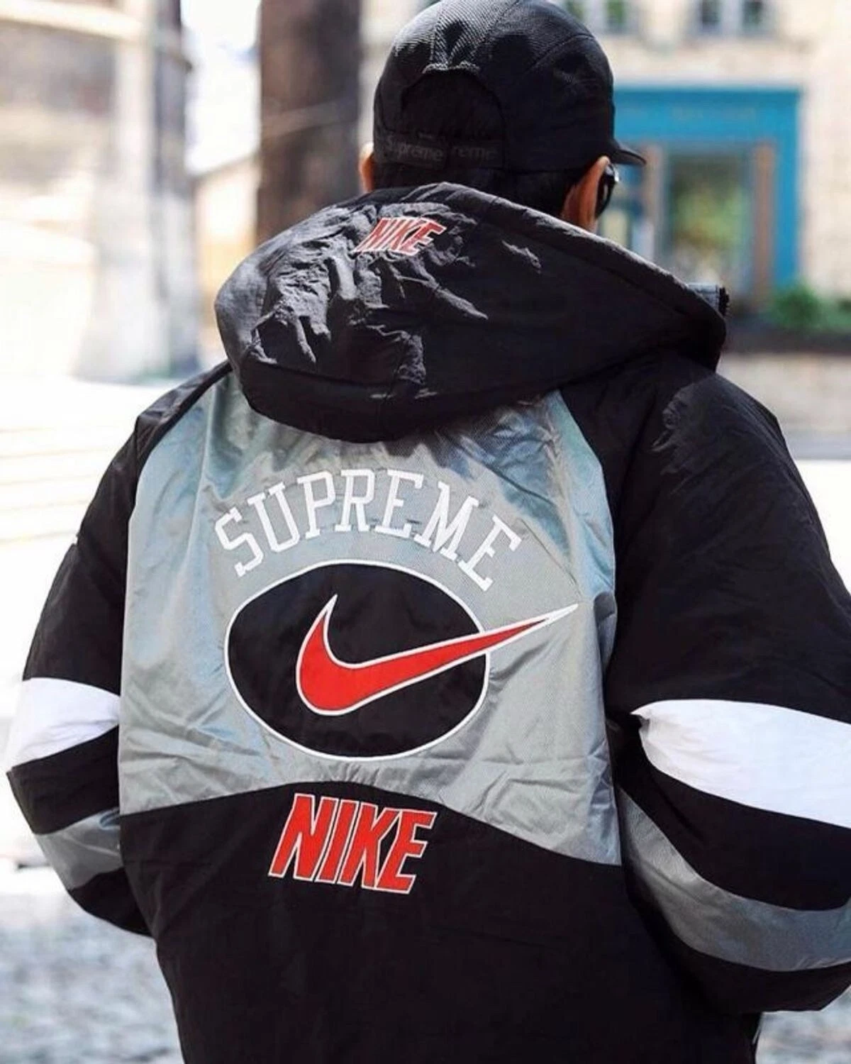 Veste de sport à capuche Supreme Nike argent homme petit SS19