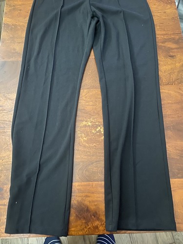 Liz Claiborne Weekend Collection pull on black pants 100% polyester M - Picture 2 of 7
