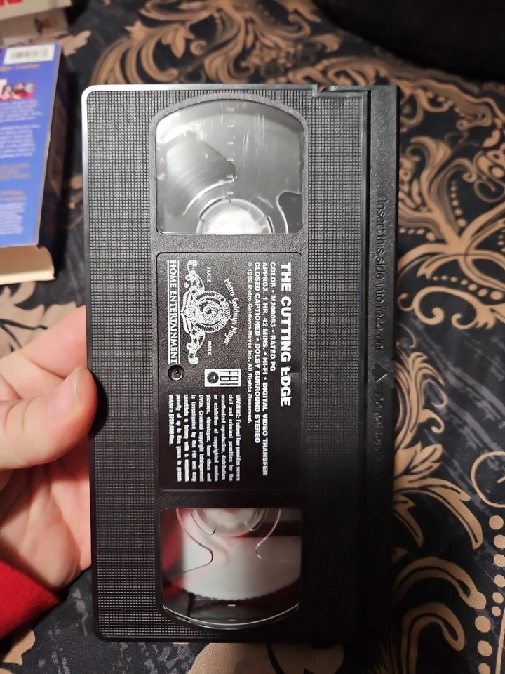 The Cutting Edge (VHS, 1996, Contemporary Classics) - Image 3 of 3