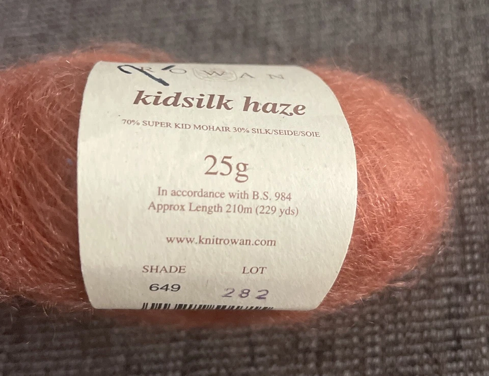 Difícil de Encontrar Nuevo Rowan Kidsilk Haze Mohair Silk, 230 yardas 25 g Ladrillo Italia Lote 282 Naranja Foto 3 de 4