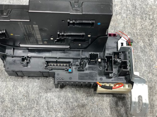10-11 Mercedes W204C350 Rear SAM Module Relay Fuse Box 2049005101 OEM - Picture 7 of 17