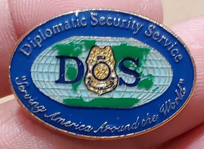 RARE US Department of State Diplomatic Security Service Pin DOS SPECIAL AGENT
