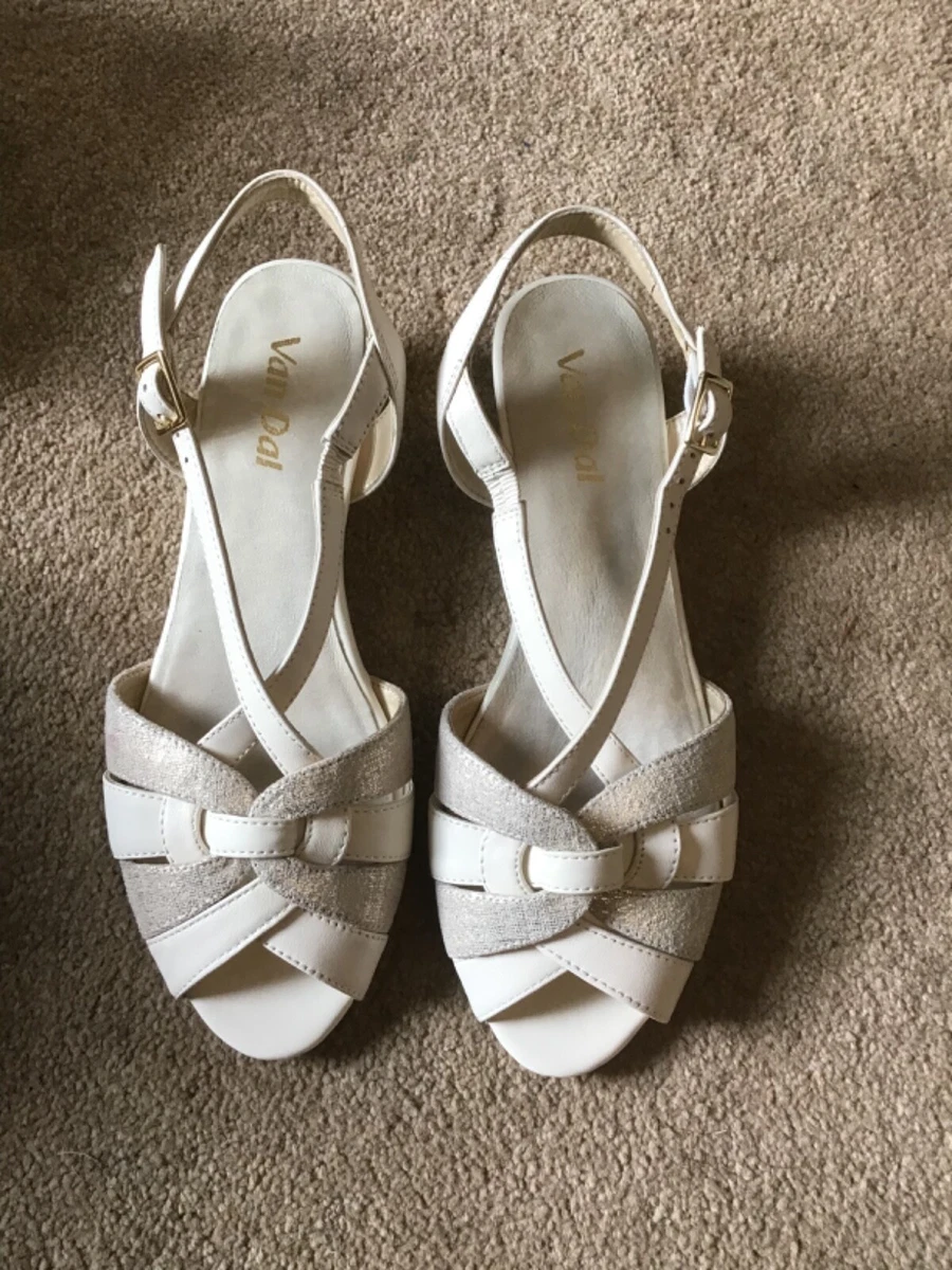 Val dal shop sandals