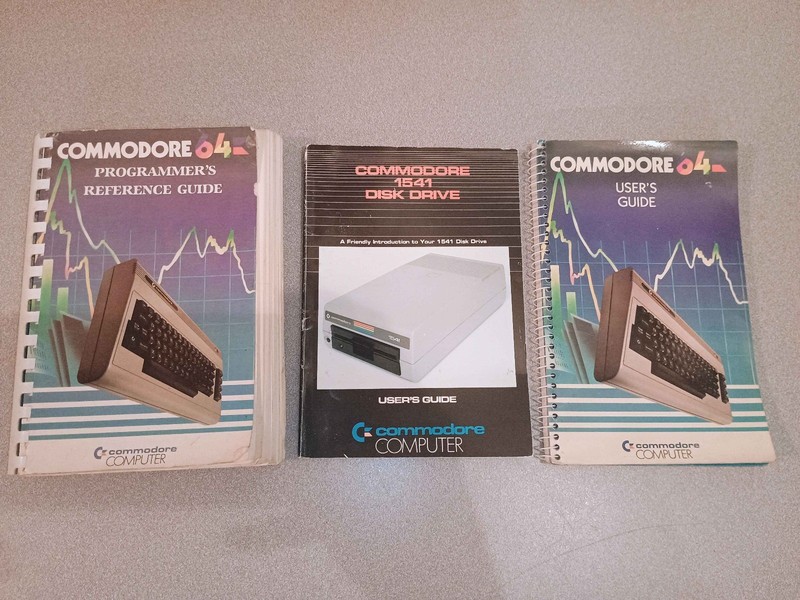 Commodore 64 Book Lot Programmer's Reference Guide 1514 Disk Drive Manual User's