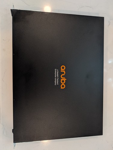 HPE Aruba 2530-24G-PoE+ Switch (J9773A)