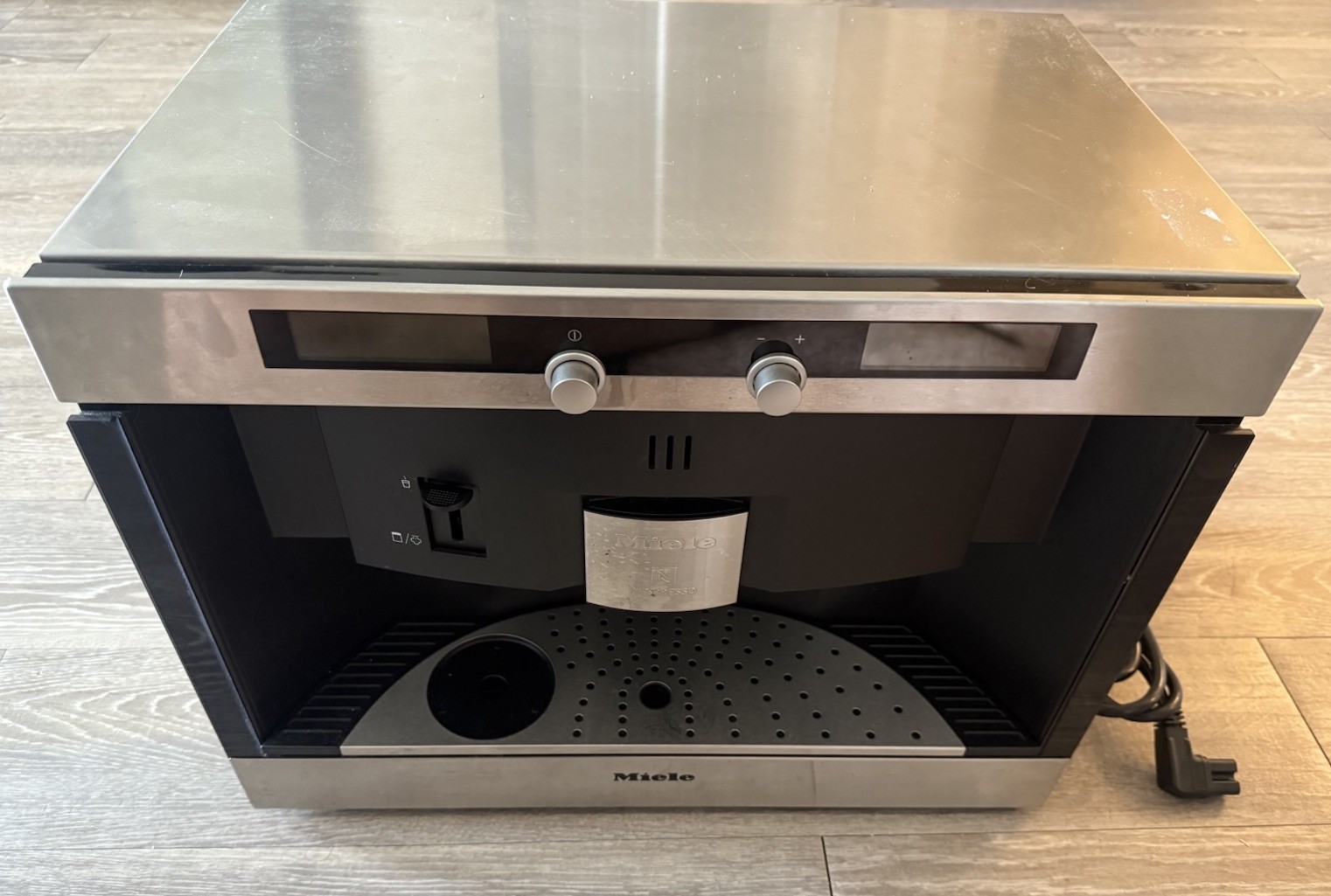 Miele CVA2650 Nespresso Coffee Pod System - Parts/Repair