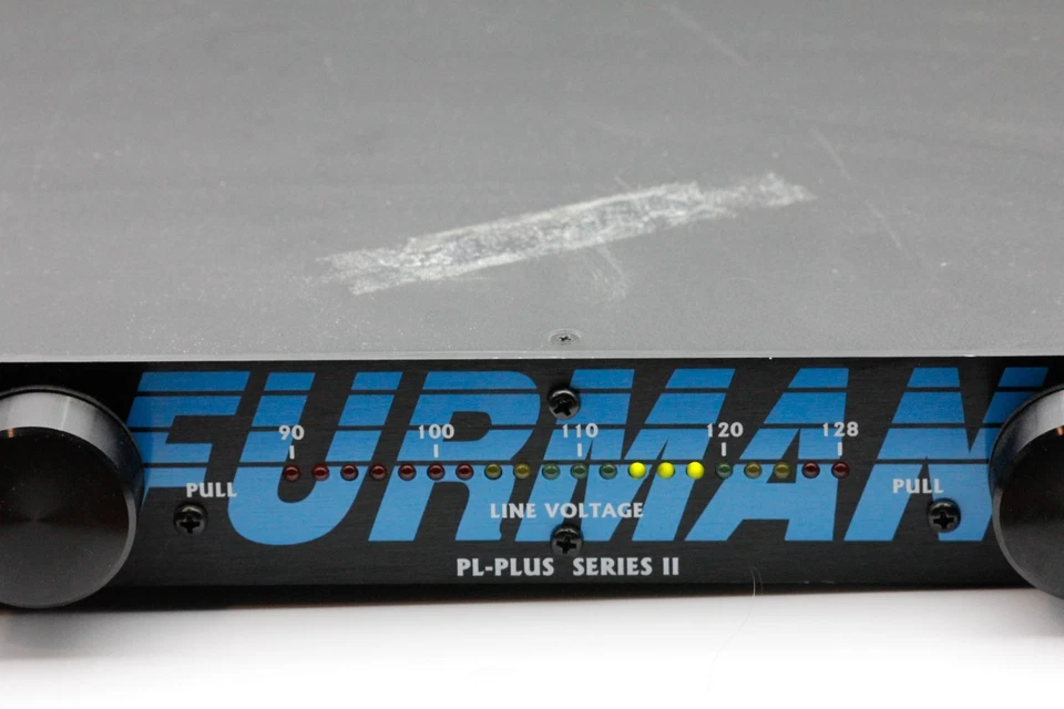 Furman PL-Plus Series II, 8 Outlet Power Conditioner SMP  - Tested - Image 2 of 4