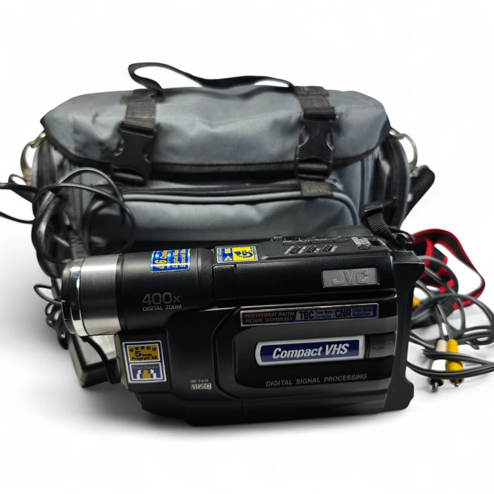 JVC GR-FX12E Camcorder VHSC Tape 400x Zoom Vintage Video Camera, Bag, Charger - Image 2 of 4