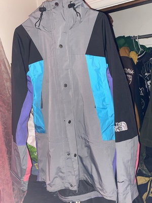 #ad The North Face x Invincible 1994 Retro Mountain Light Jacket L $300.00