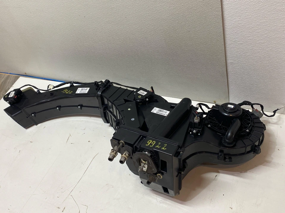 Подходит для заднего кондиционера 15–20 CHEVY SUBURBAN 5,3 л корпусная коробка с воздуховодом изготовитель оборудования - Изображение 3 из 4