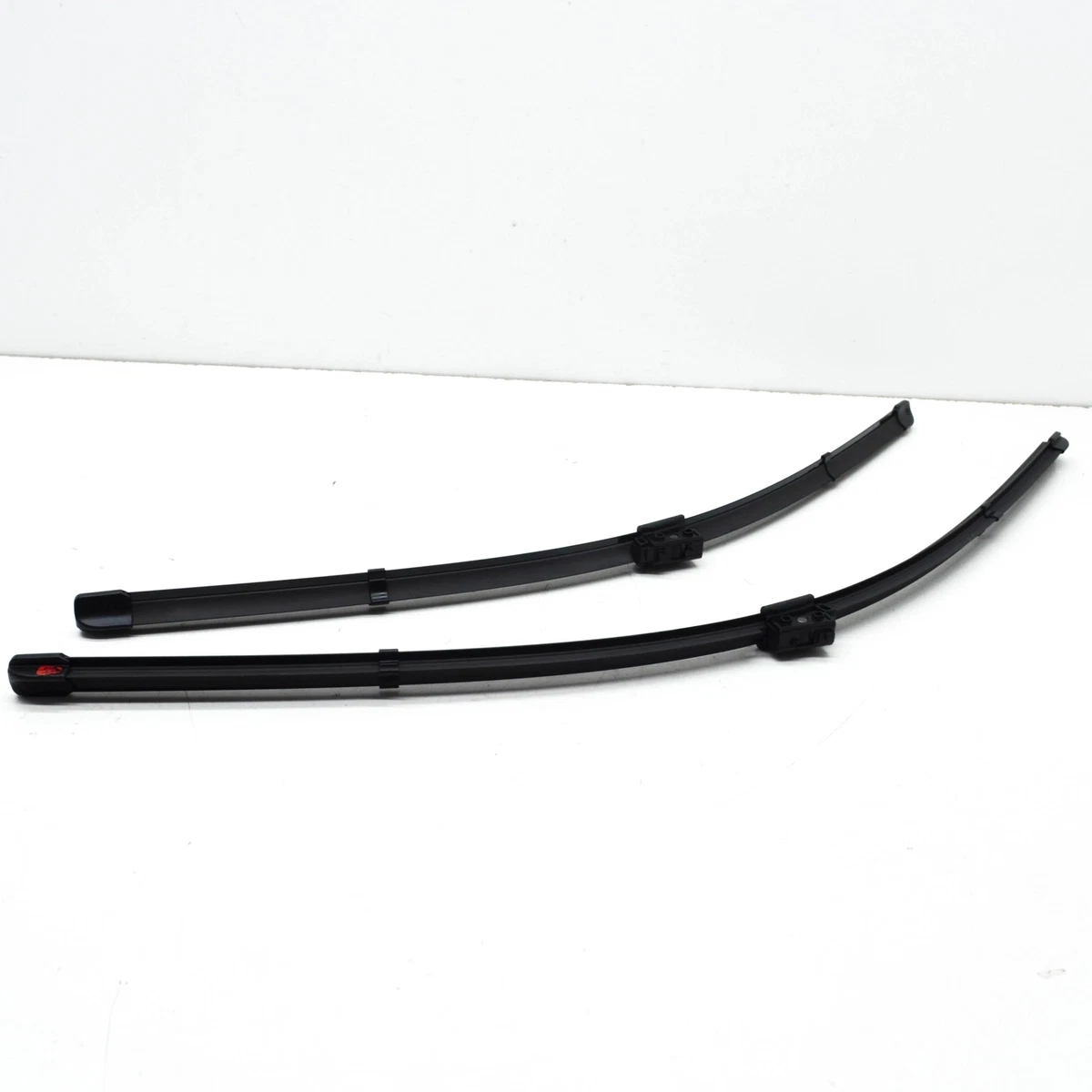 NEW MERCEDES-BENZ GLE W167 FRONT WIPER BLADE SET LHD A1678209201