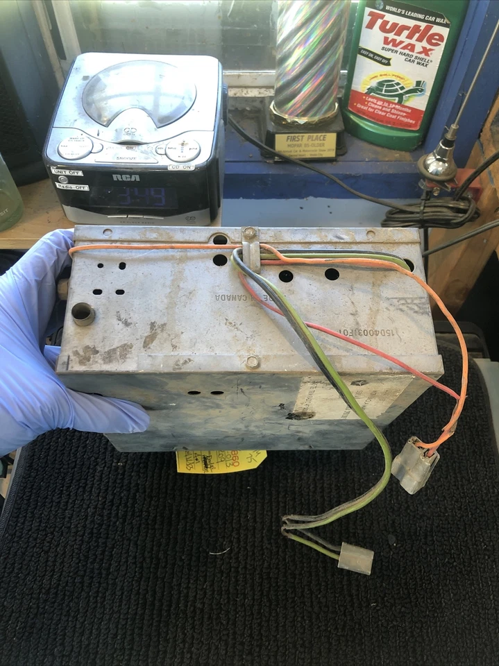 1972 DODGE CHARGER AM PUSH BUTTON RADIO WITH ONE KNOB Foto 4 de 4