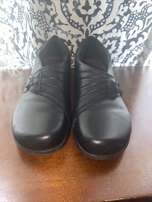 Women's Slip On Comfortable Black Leather Shoes/nurse/cna