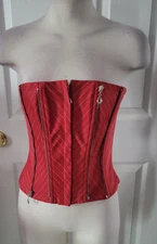 Cache Vintage Corset 8