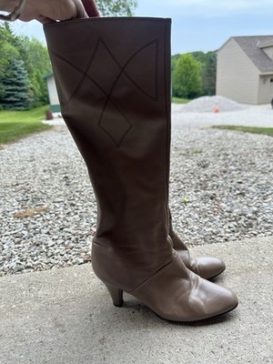 Cobbies Boots 9.5