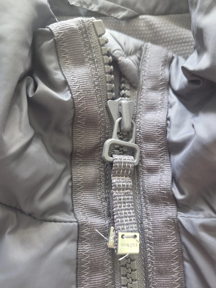 Athleta Rock Ridge Primaloft Vest Size XL in Dusk Violet Puffer Lightweight EUC - Image 2 of 4