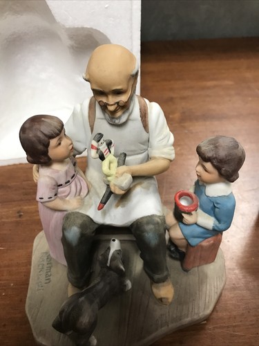 Norman Rockwell Figurine "The ToyMaker" Limited Edition Americana Vintage - Picture 7 of 12