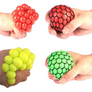 squeezy mesh ball