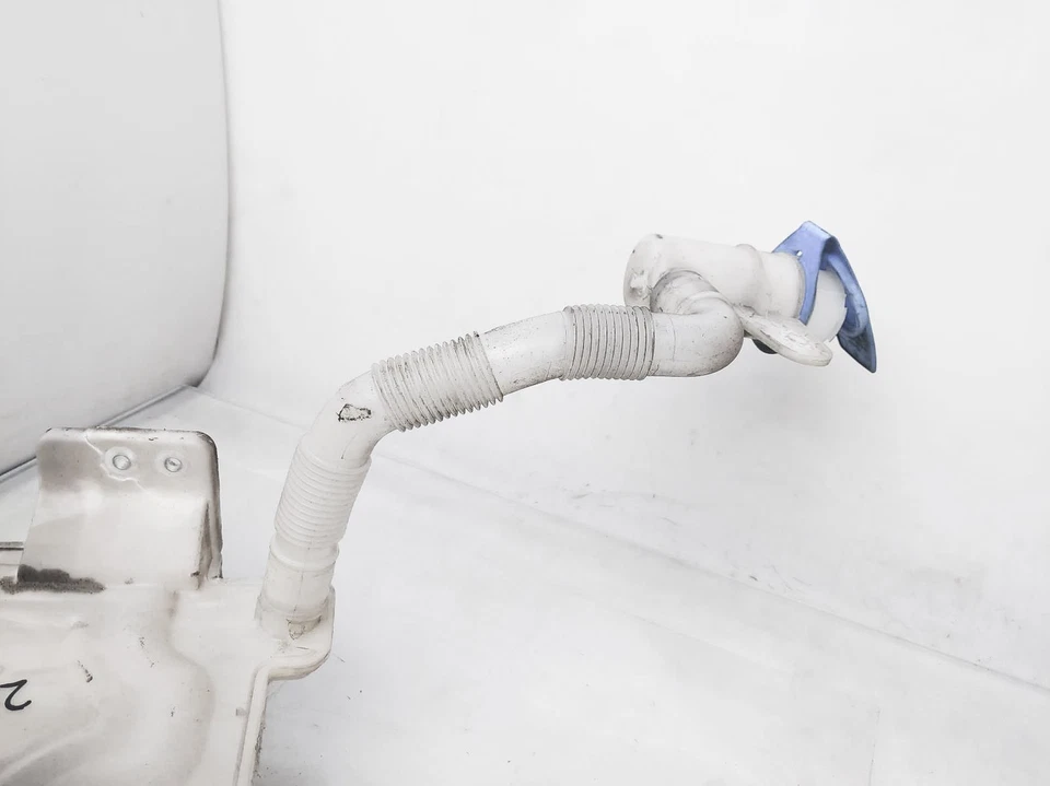 2006-2013 Audi A3 Windshield Washer Fluid Tank Bottle Reservoir *Broken Tab* - Image 4 of 4