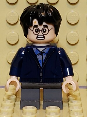 Lego HARRY POTTER minifigure - DARK BLUE ZIP UP Harry Potter hp153