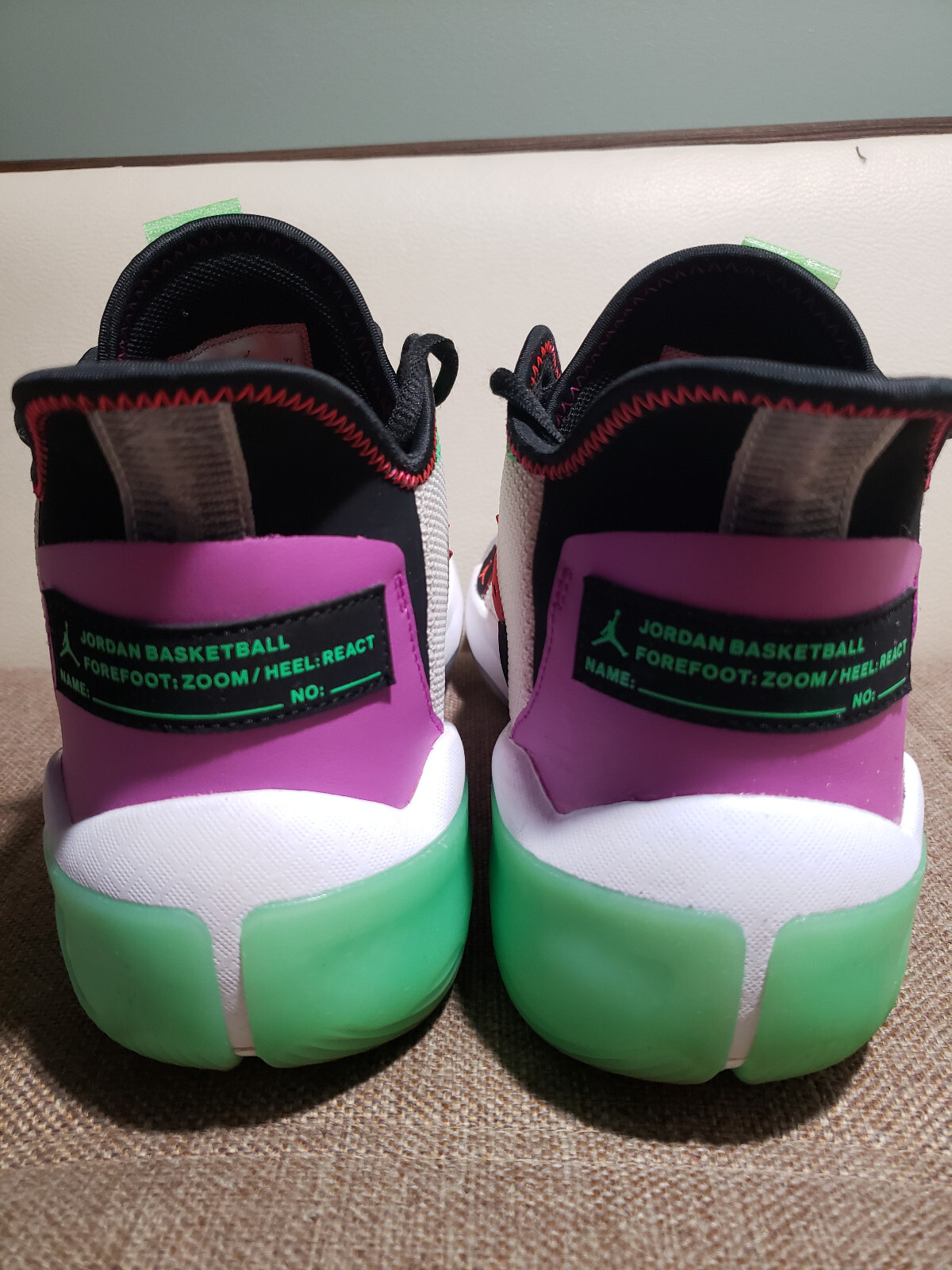 NIKE Jordan React Elevation White Hyper Violet - image 4