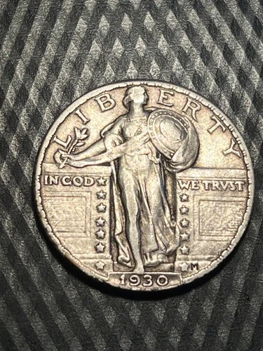 1930 Standing Liberty Quarter in  Extra Fine - Sweet Collector Coin #A