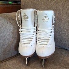 Jackson Excel White Figure Skates Size 6 1/2 with Mark II Blades BRAND NEW