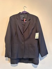NUEVO CON ETIQUETAS AEROCOOL Fresco y Cómodo﻿﻿ Secado Rápido﻿﻿ Traje de Mujer Plus Falda 18W-22W J
