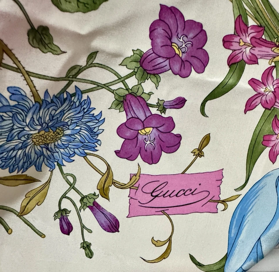 Bufanda de seda vintage GUCCI FLORA de Vittorio Accornero 1966 Princess Grace Foto 2 de 3