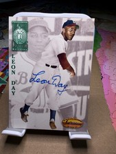 1994 Ted Williams Co #103 Leon Day Auto