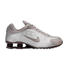 Nike Shox R4 Cave Stone HQ1988-200 Available Now
