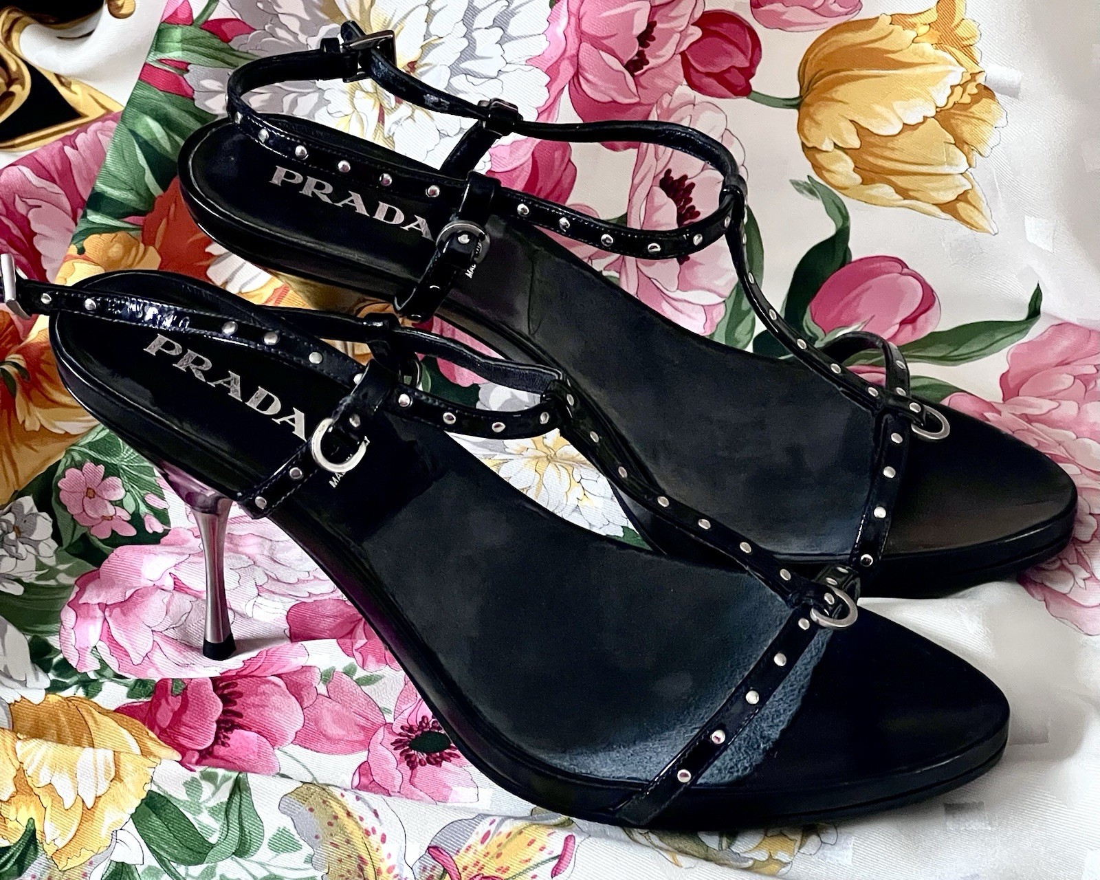 PRADA  BLK STRAPPY SHOES  WITH  SILVER STUDS & SILVER HEELS • NEVER WORN  39-1/2 thumbnail 3