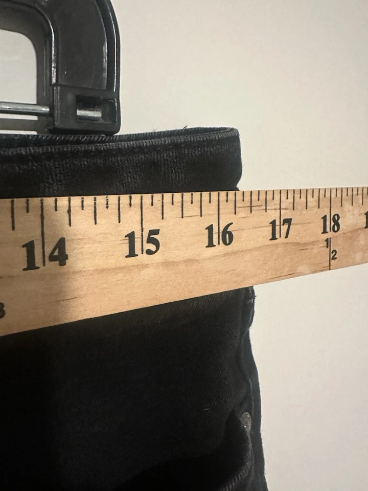 Seven 7 Women’s Black Denim Shorts Size 8 - Image 2 of 4