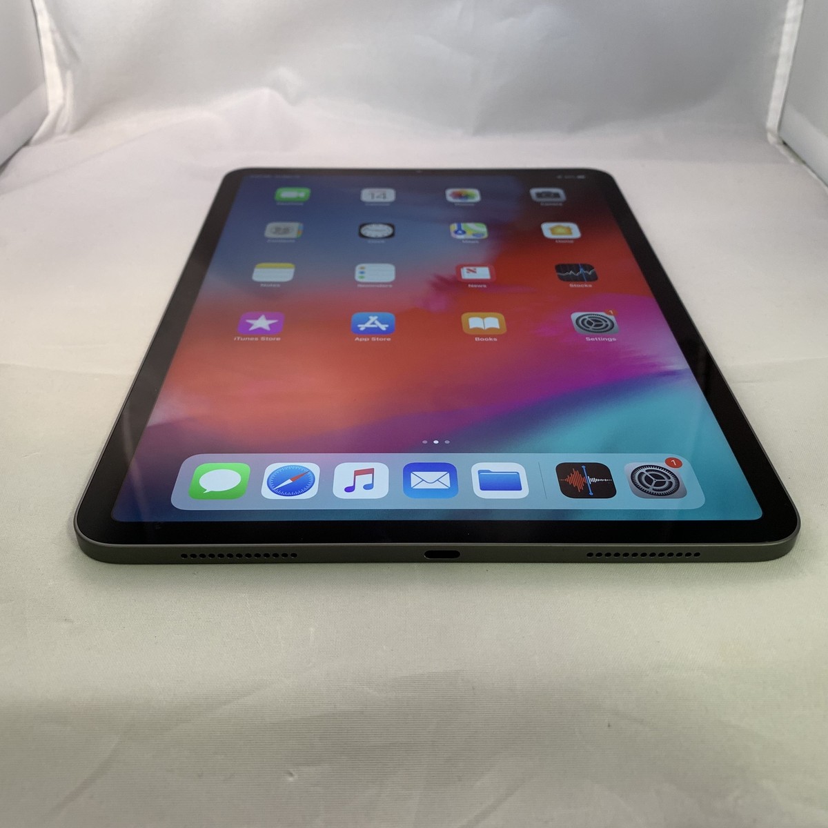 Apple iPad Pro 11-inch 256GB Space Gray WiFi Excellent Condition