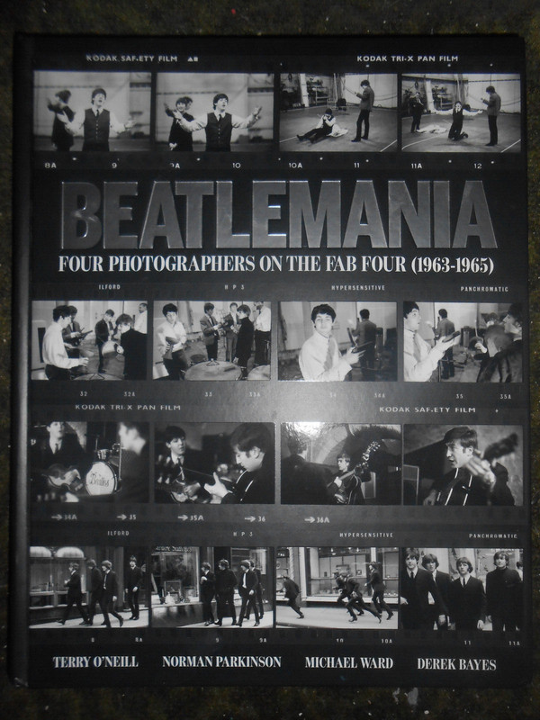 Beatles Sgt Pepper 25th Anniv Plate White Album Mugs Beatlemania HC Book EXMT NR