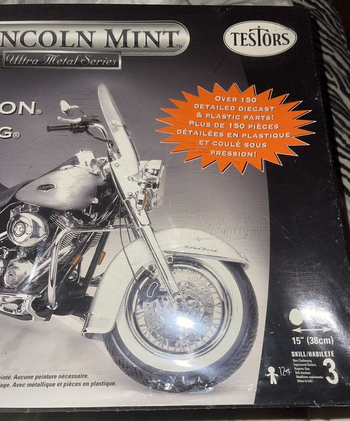 TESTORS LINCOLN MINT ULTRA METAL 1/6 HARLEY DAVIDSON FLHRI ROAD KING MODEL KIT