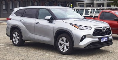 2019 - 2026  -TOYOTA HIGHLANDER -  OWNERS MANUAL HANDBOOK  - REPRINT
