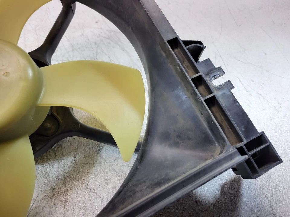 SUBARU OUTBACK OR LEGACY 2000 2001 2002 2003 2004 CONJUNTO VENTILADOR CONDENSADOR AC 2,5 L Foto 3 de 4